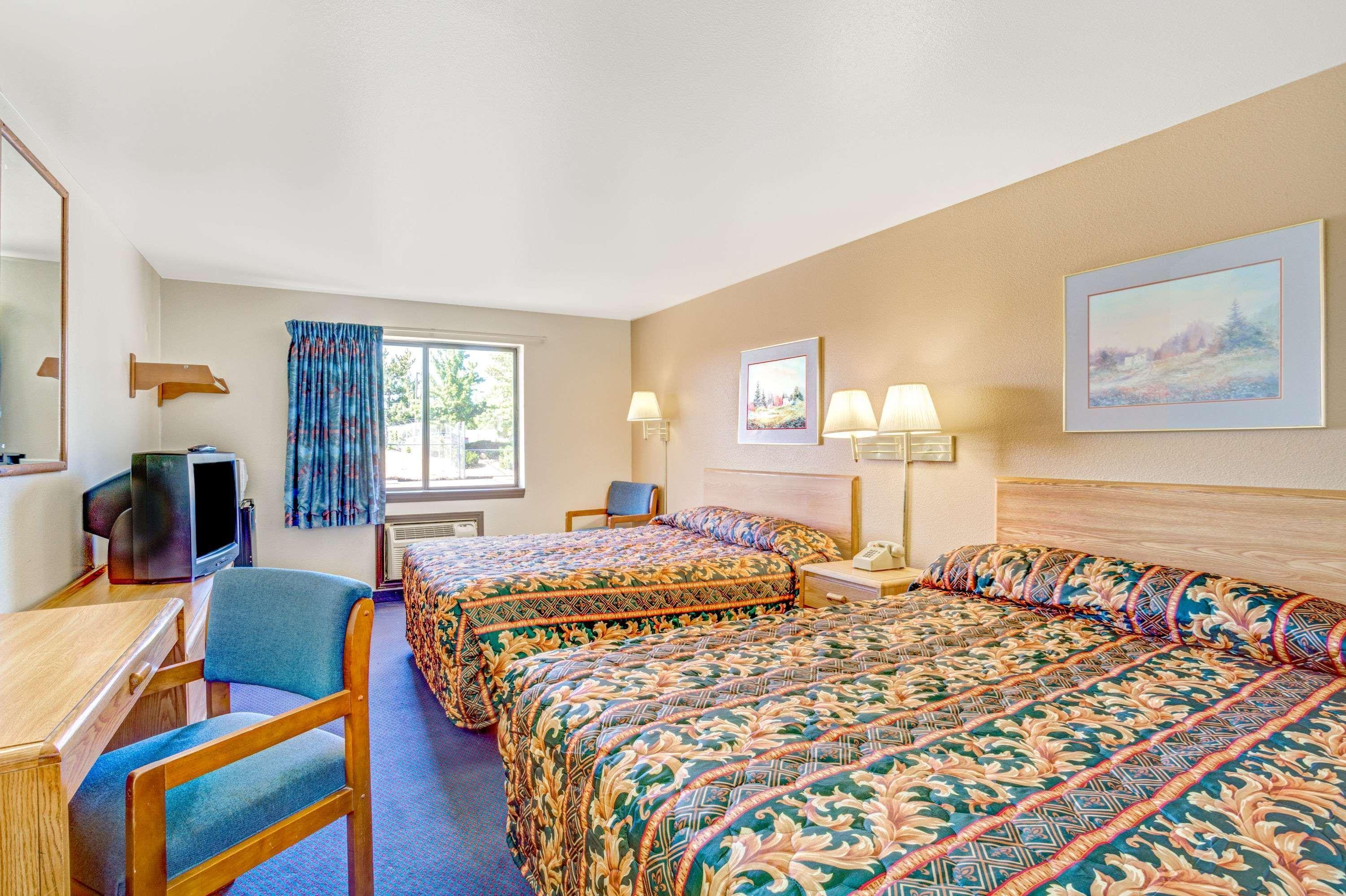 Super 8 By Wyndham Carson Tahoe Hotel 2*